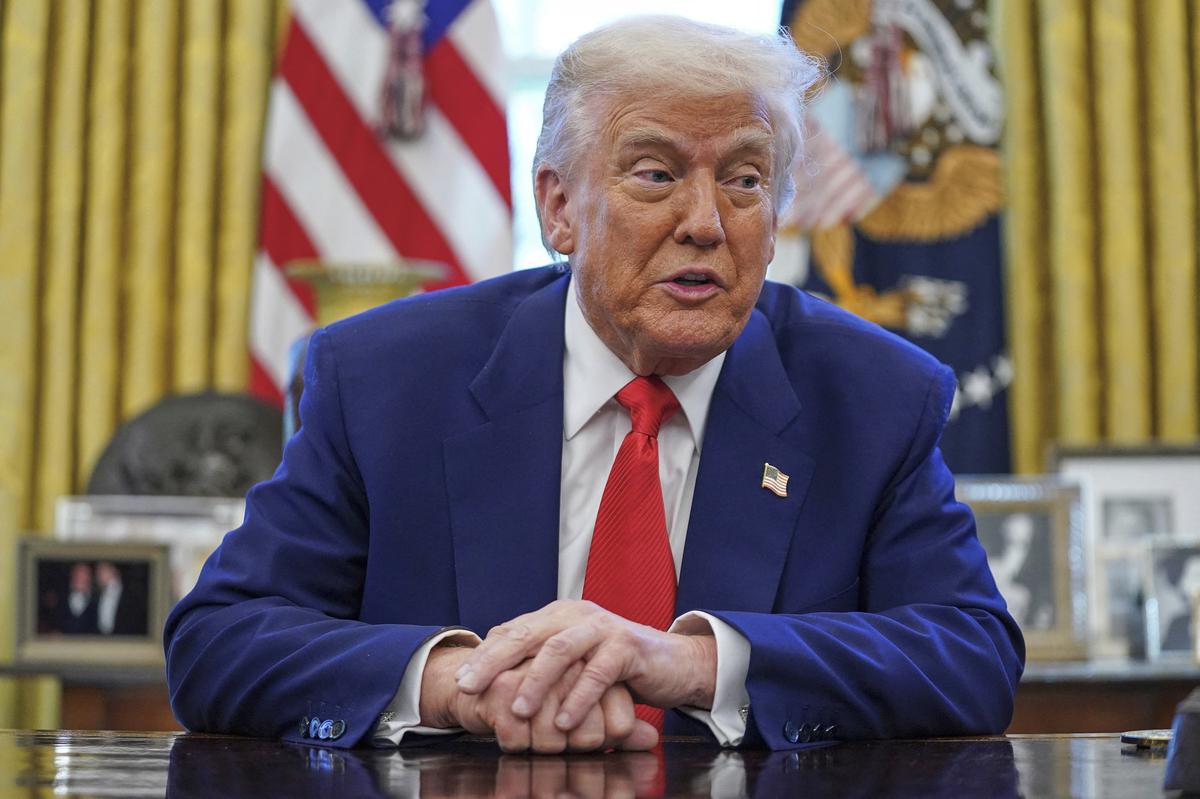 Trump Rules Out Immediate Tariffs on China, Delays Action on Russian Oil