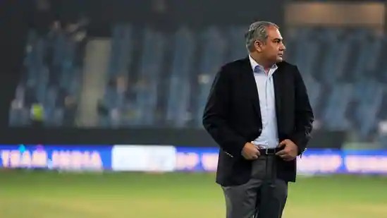 Asia Cup Trophy Row Deepens as Mohsin Naqvi Urged Not to Hand It Over to India