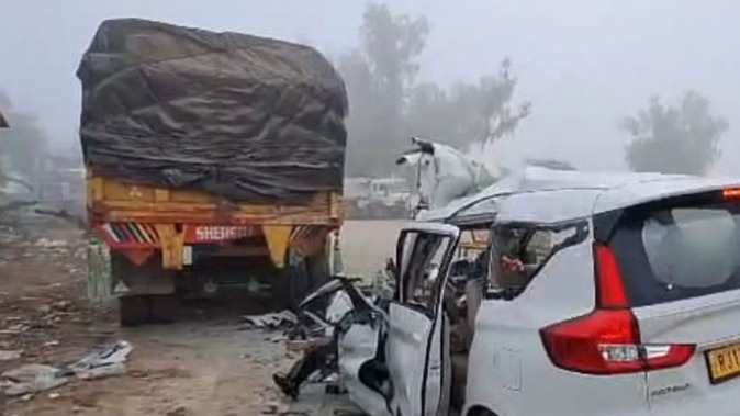 Three Killed, Two Injured as Taxi Rams Truck in Rajasthan’s Sri Ganganagar
