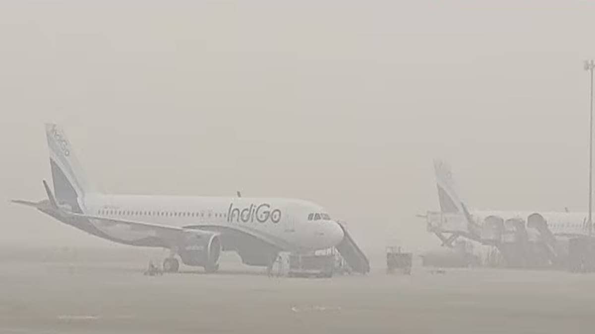 Dense Fog Disrupts Air Travel in Delhi-NCR