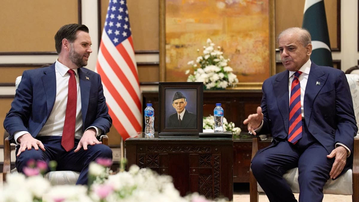 US-Iran Peace Talks Collapse, Vance Departs Islamabad Without Deal