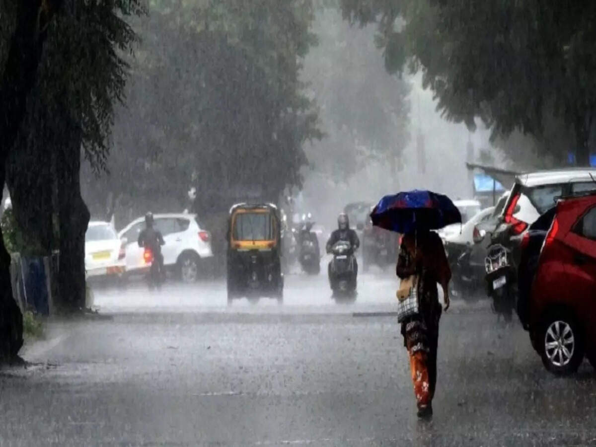 Mumbai Schools and Colleges Closed as Heavy Rain Triggers Red Alert