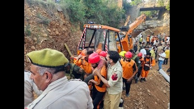 Bridge Collapse in Jammu’s Bantalab Leaves Workers Trapped; Rescue Underway