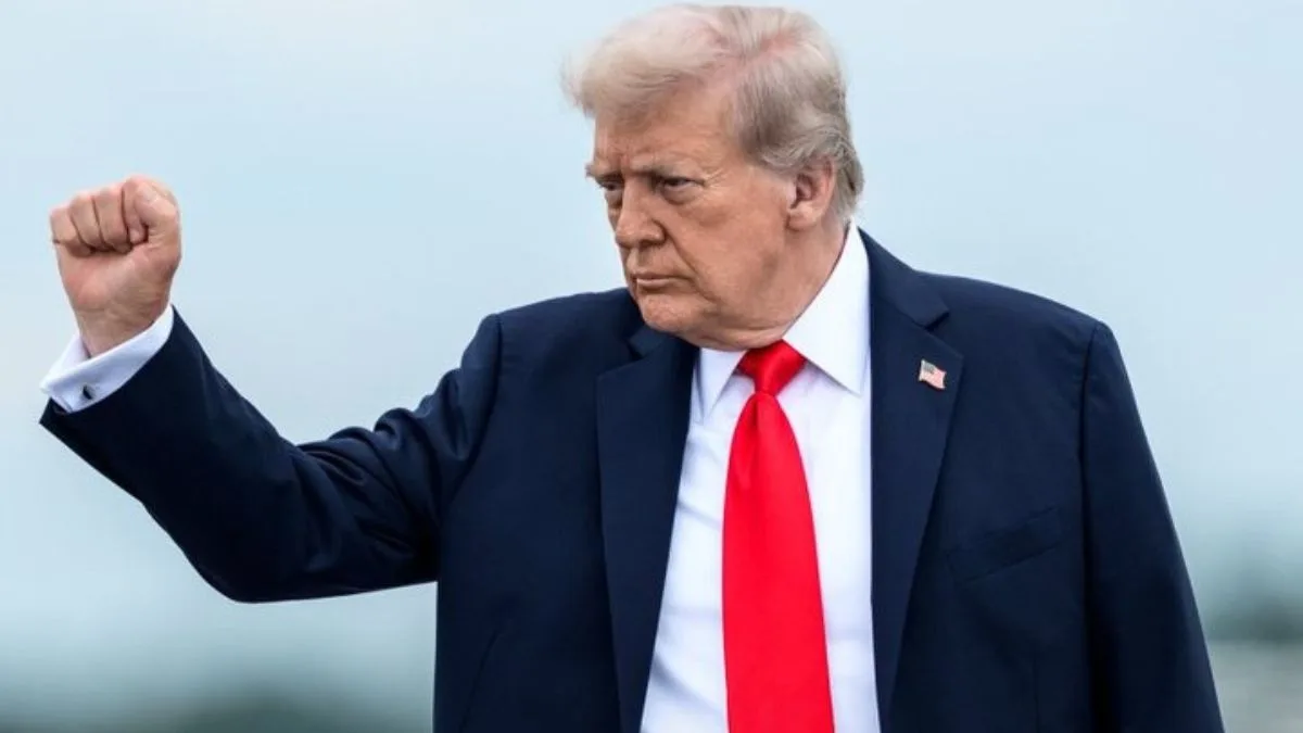 Trump Labels Iran War Critics Treasonous
