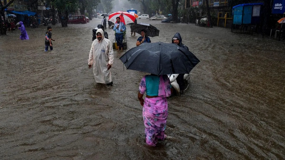 Doctor highlights health risks during monsoon and advises safety measures