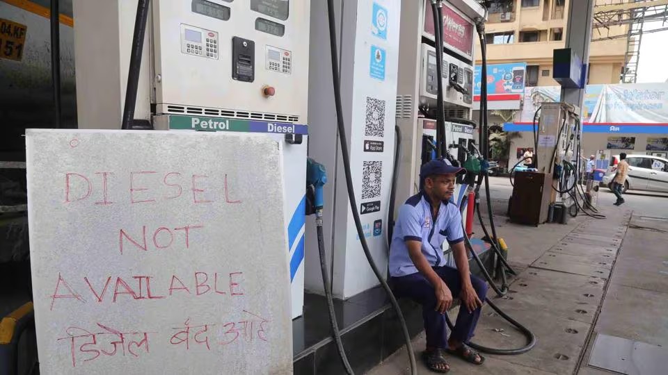 Fuel Prices Skyrocket Across India as Strait of Hormuz Blockade Persists