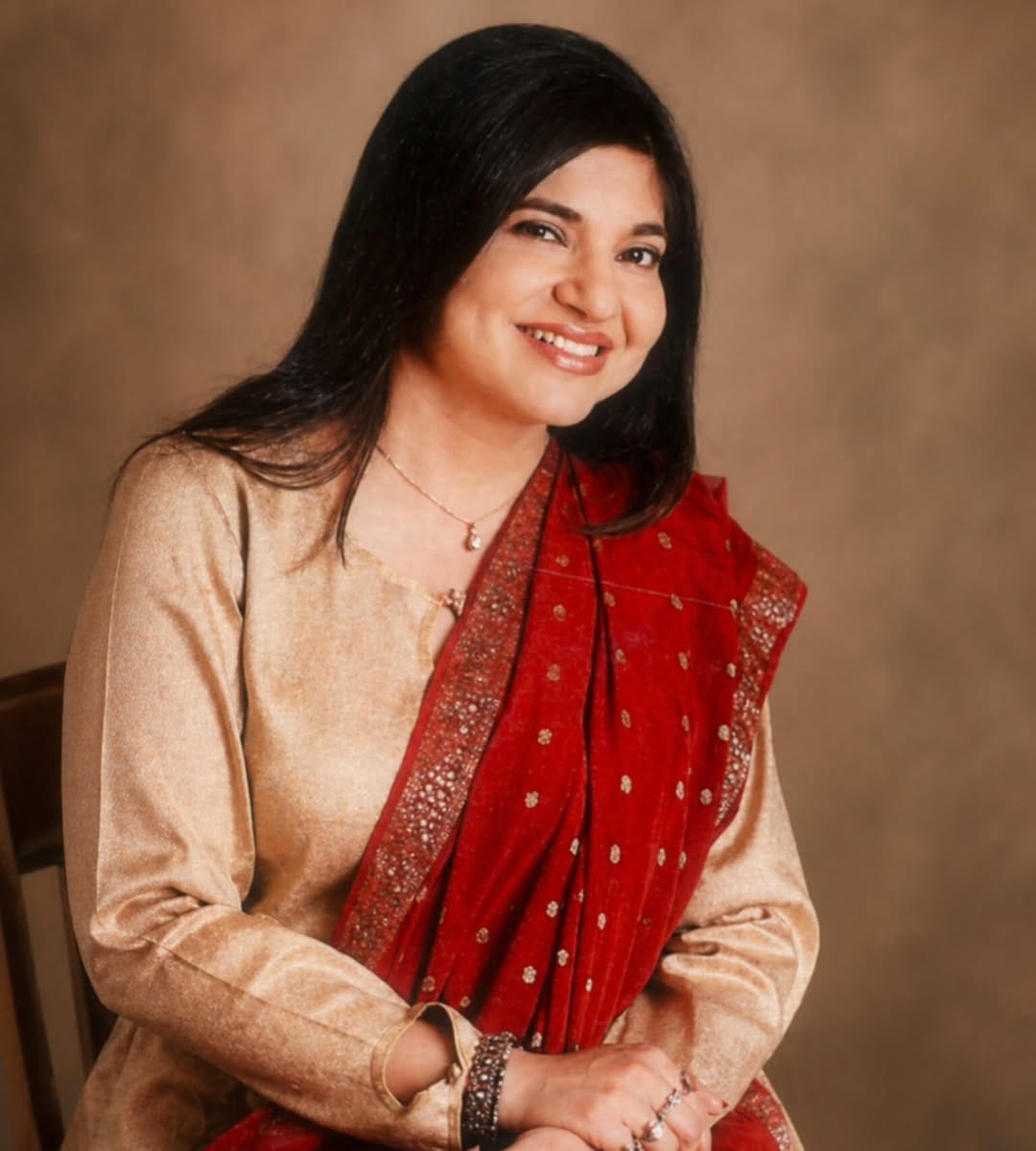 Alka Yagnik To Receive Padma Bhushan At Rashtrapati Bhavan Today