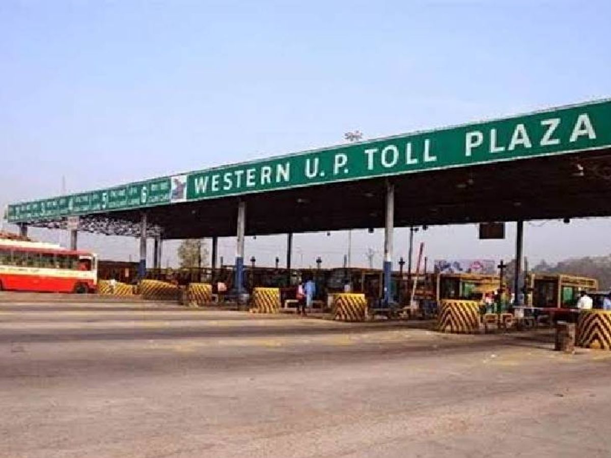UP Toll Plazas to Play Patriotic Songs and Bhajans Under New State Initiative