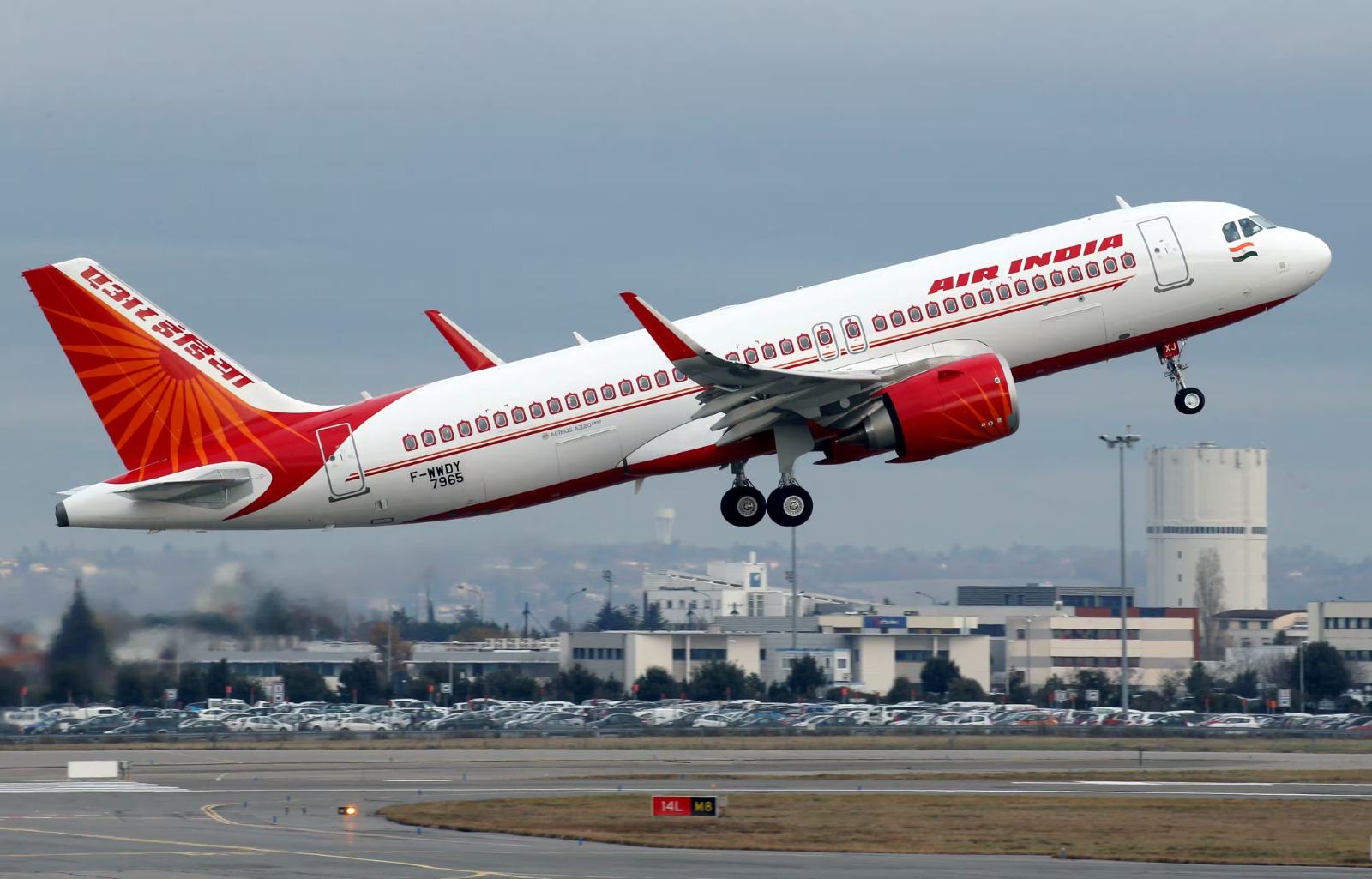 Air India to Slash Domestic Flights by 22% Amid Soaring Jet Fuel Costs