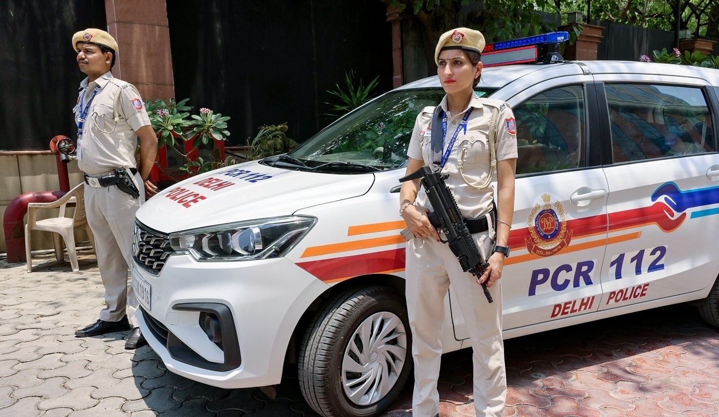 DU Professor Murdered in Vasundhara Enclave Apartment, 13 under Suspicion