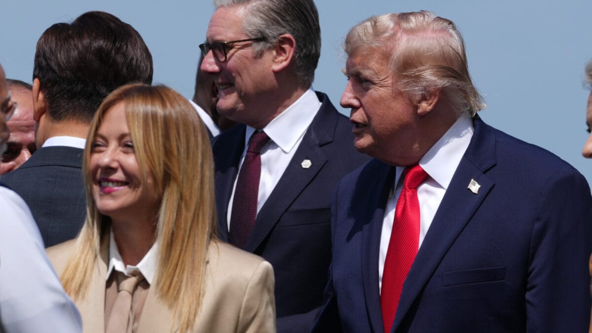Meloni says Trump totally invented photo beg claim