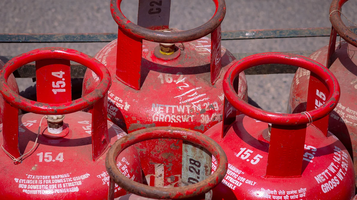 Commercial LPG cylinder prices slashed by Rs 183.50 from July 1