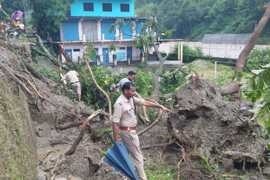 Cloudburst Triggers Damage in Uttarakhand’s Chamoli, IMD Issues Orange Alert