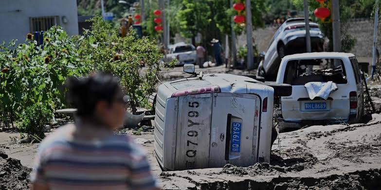 Violent Tornado, Torrential Rains Leave 10 Dead Across China