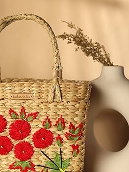Tourist Turns Indian Lunch Basket into Fashion Statement