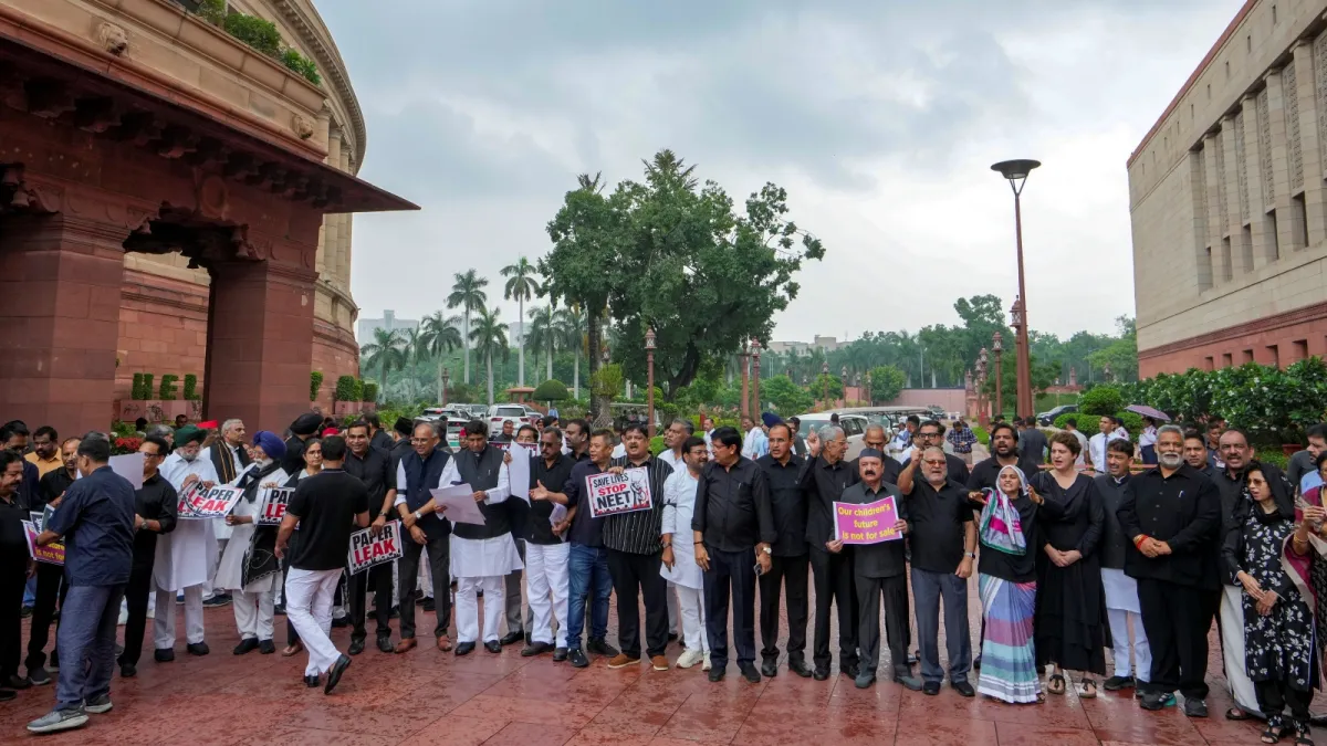 Paper Leak Row Disrupts Parliament For Fifth Straight Day