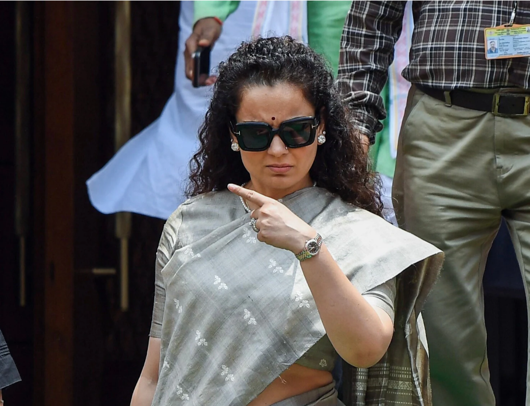 Kangana Reacts to Girls Apology Over Remarks Against PM Modi