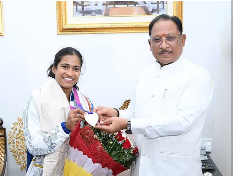 Chhattisgarh Rewards CWG Silver Medallist Gyaneshwari Yadav