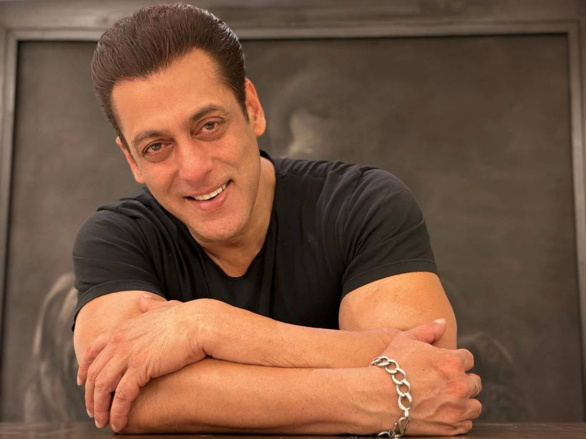 Bigg Boss 19 Kicks Off with Salman Khan's Love Confession