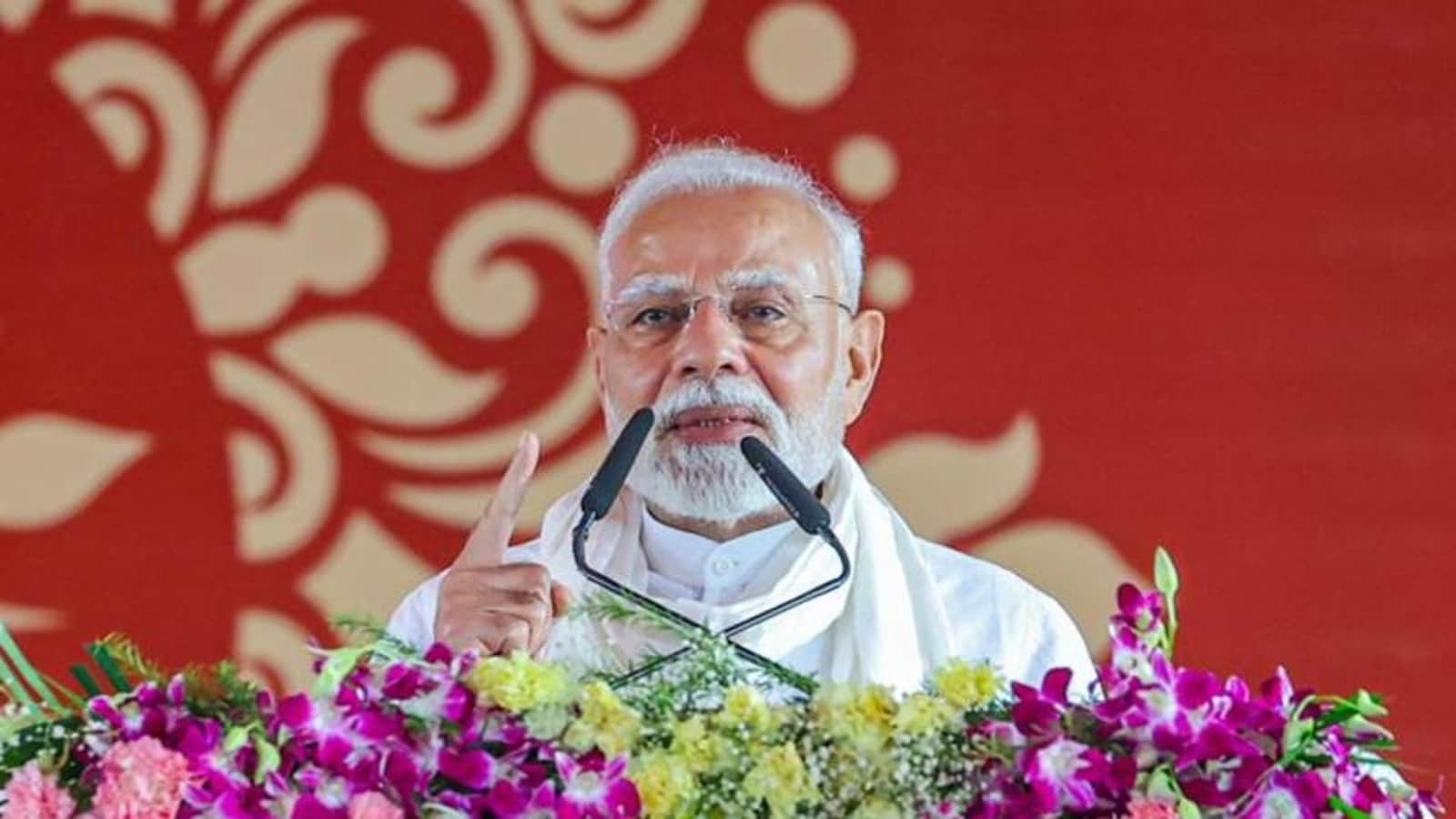 PM Modi urges shops to display swadeshi boards amid tariff concerns
