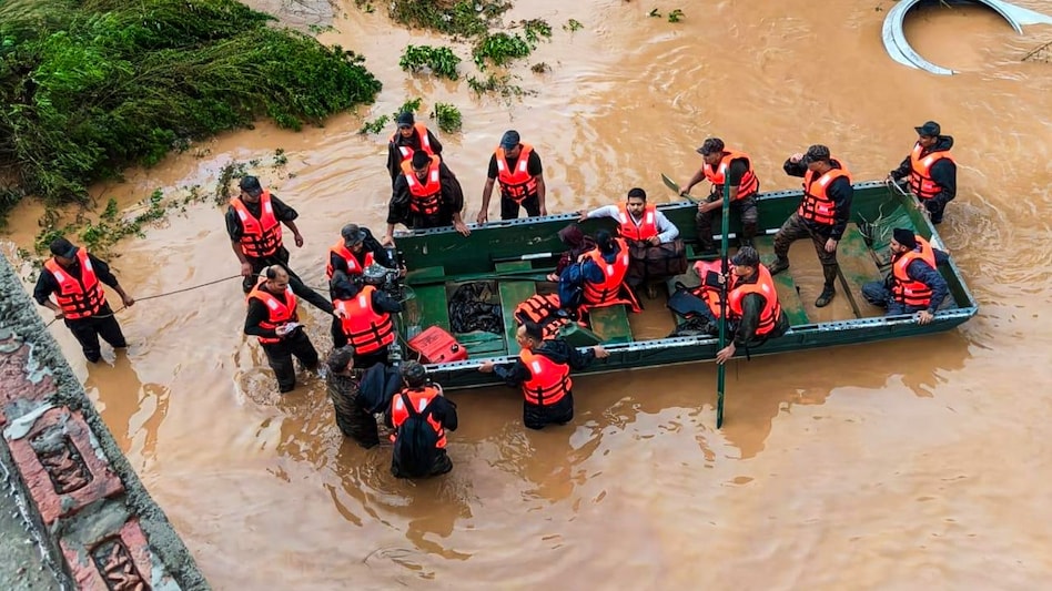 Thousands rescued as floods hit Jammu, restoration work underway