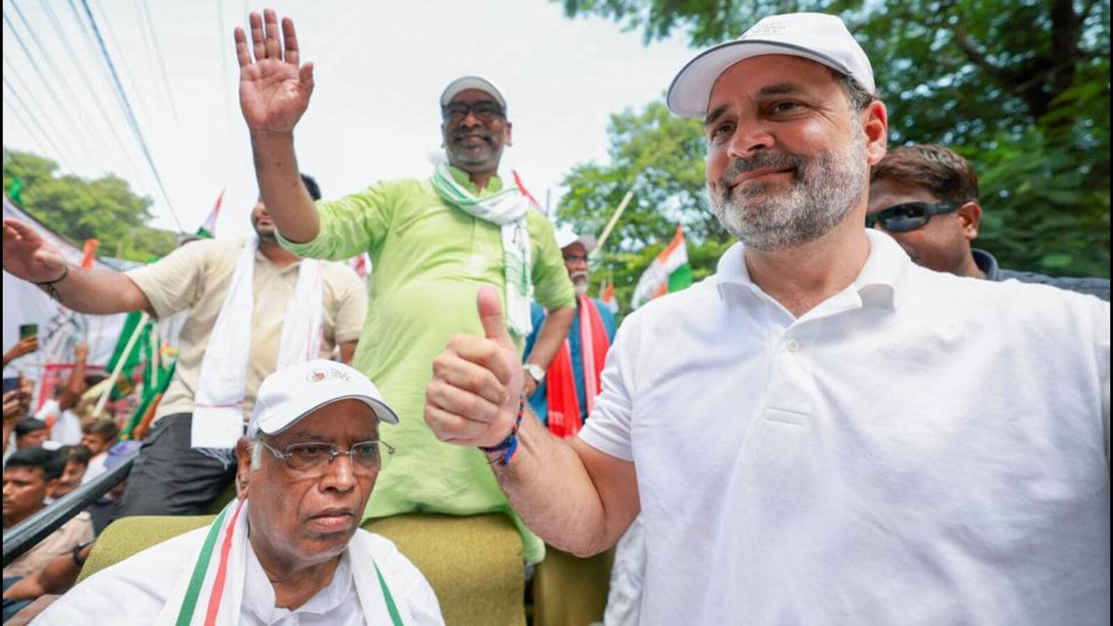 JMM Joins INDIA Bloc for 2025 Bihar Elections in Major Strategic Shift