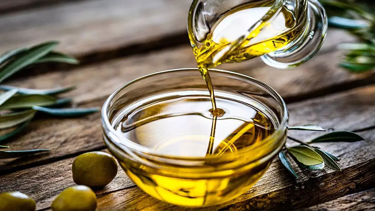 No-Oil Diet Gains Popularity for Health and Skin Benefits