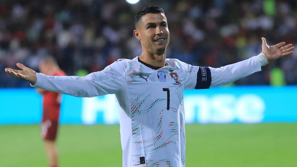 Cristiano Ronaldo surpasses Lionel Messi in World Cup qualifying goals
