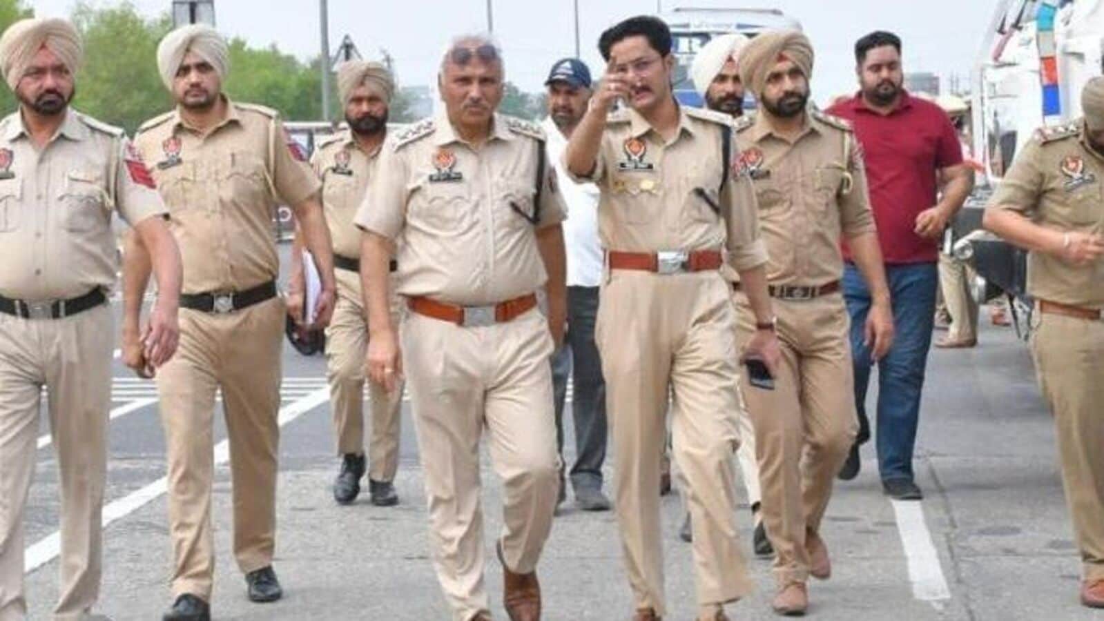 Punjab Police seize 4.2 kg heroin, arrest five in border districts